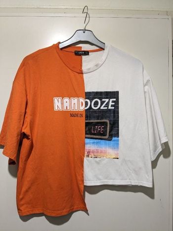 Beau tee shirt Shein asymétrique blanc et orange. Taille M