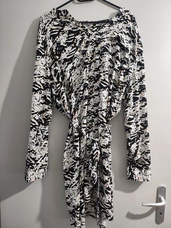 Robe tunique avec ceinture