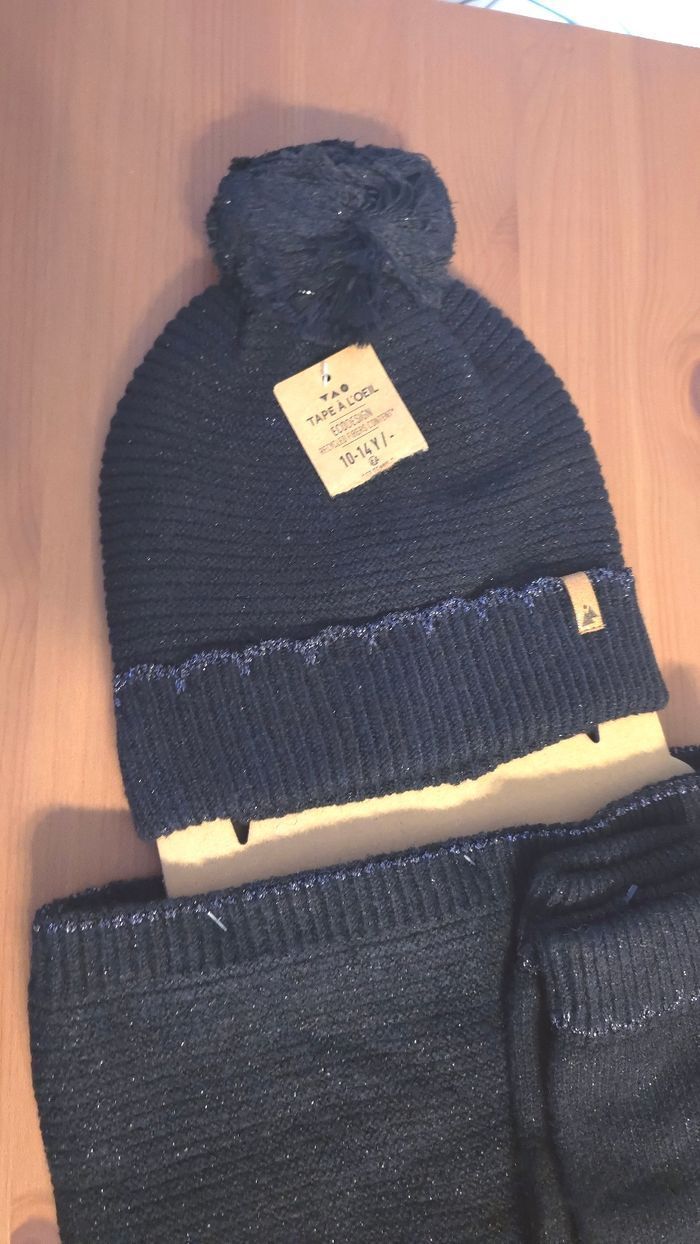 (Neufs non portés) 🏷😍🥰🩷 SUPERBE Ensemble bonnet,snood ,gants 10/14ans fille 🩷🥰😍 - photo numéro 2