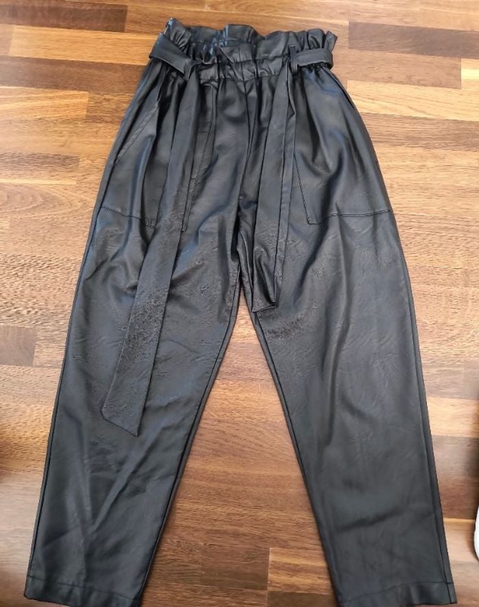 Pantalon simili cuir neuf Senes