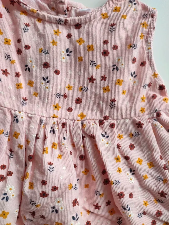 Robe 6 mois - photo numéro 3