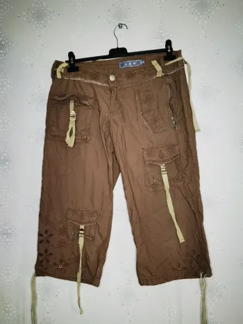 D1975 - pantacourt femme taille XL