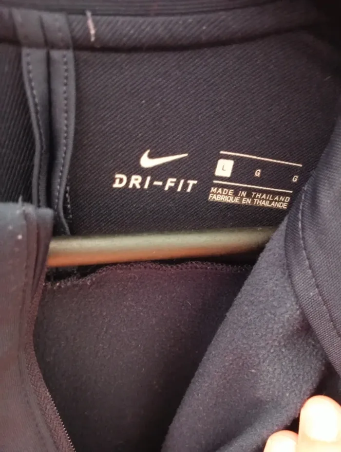 Haut survêtement Nike taille L - photo numéro 3