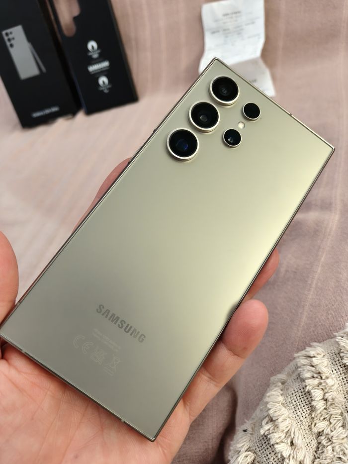 Samsung Galaxy S24 Ultra 256 Go - photo numéro 5