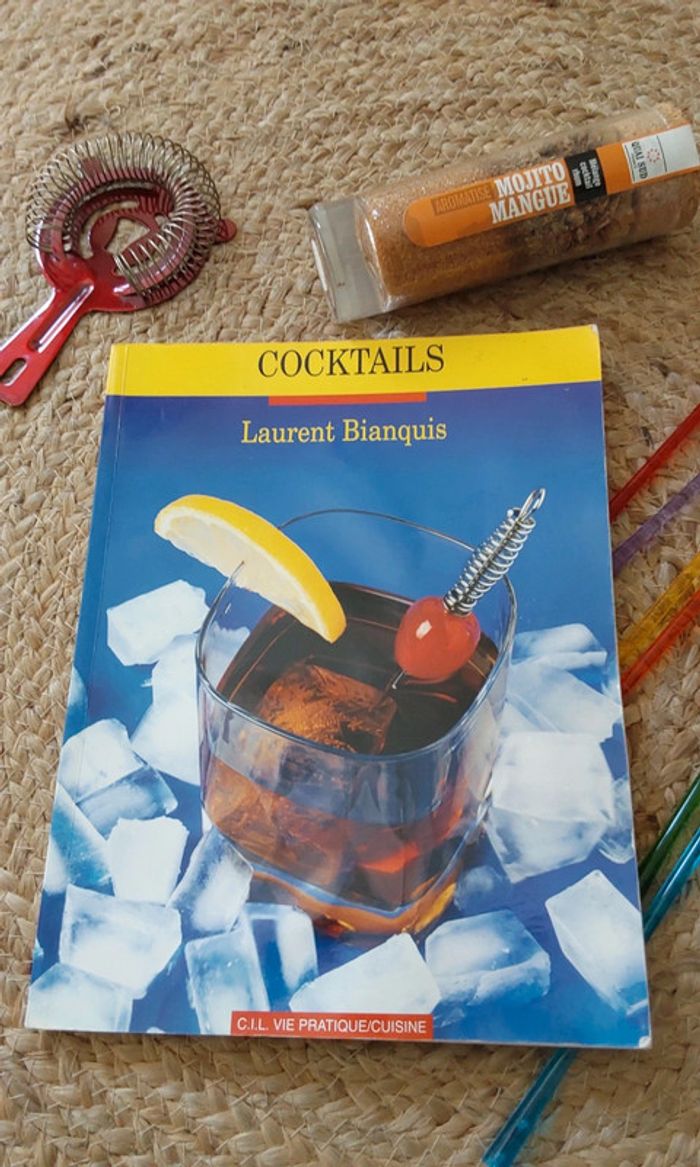 Lot de livres cuisine d été et cocktails 🍸 - photo numéro 9