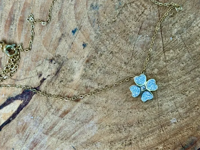 Collier chaîne réglable acier inoxydable or trèfle cristaux blancs - photo numéro 6
