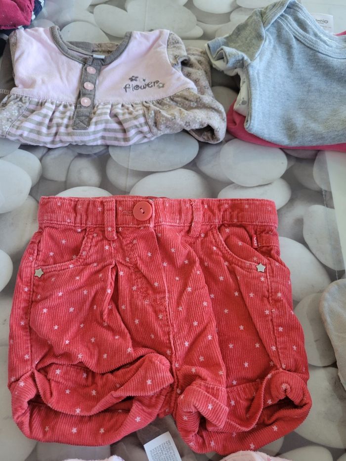 Vêtements en lot fille 6 mois - photo numéro 8