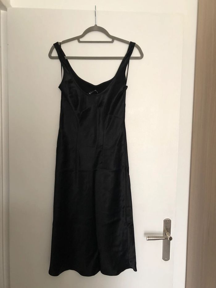 Superbe belle robe satinée Zara neuve avec étiquette taille M - photo numéro 5