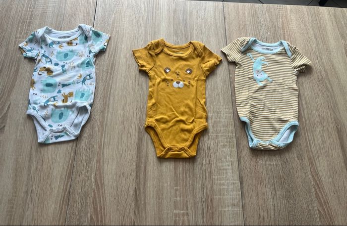 Lot de 3 body taille 3 mois