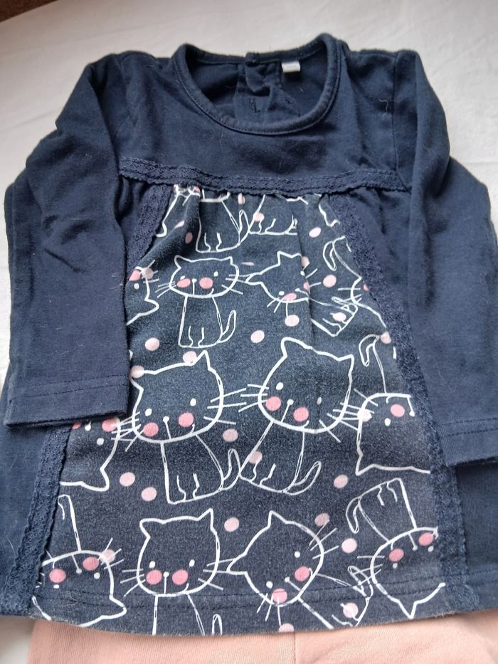 Lot vêtements bébé 12 mois - photo numéro 2