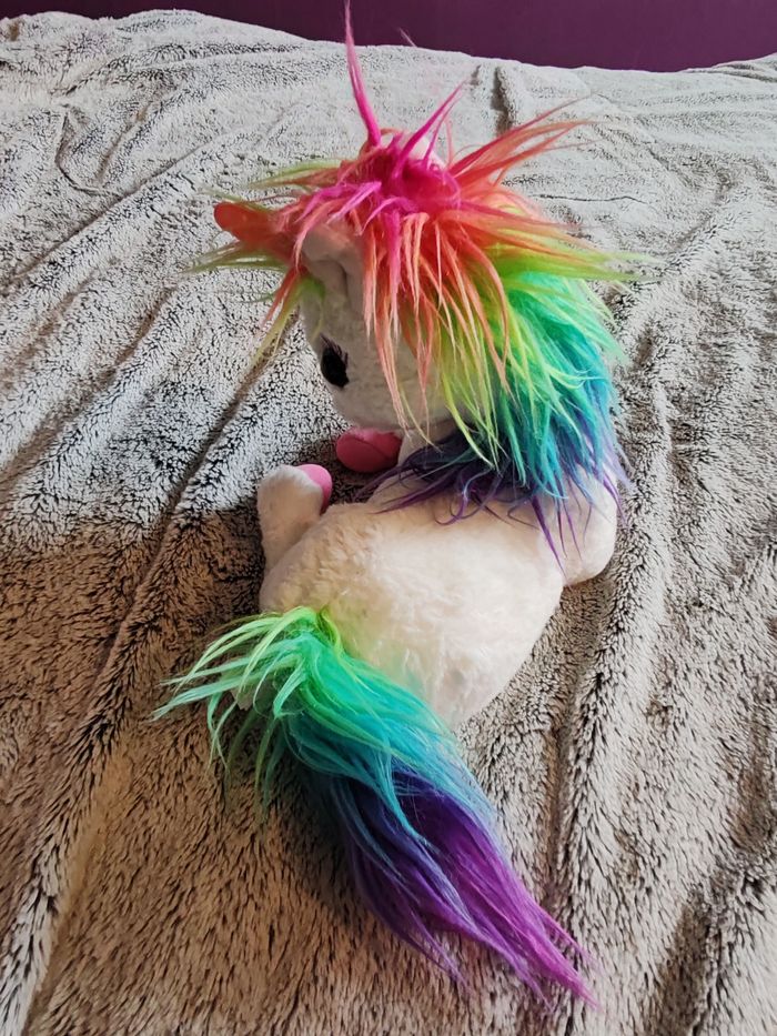 Peluche Licorne lumineuse - photo numéro 2