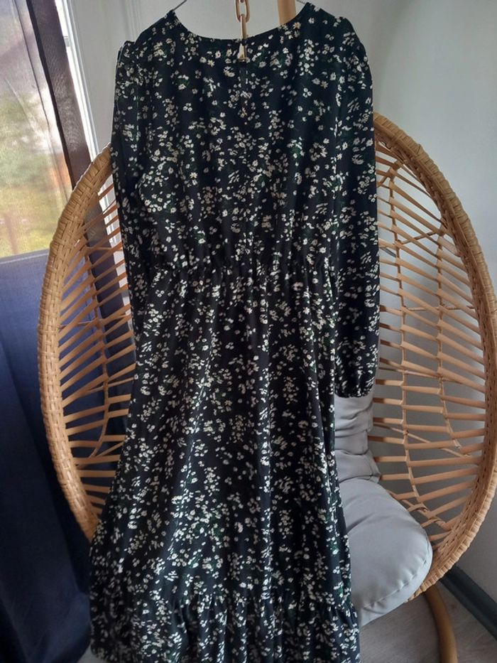 Robe longue motifs fleurie taille 40/42 - photo numéro 6