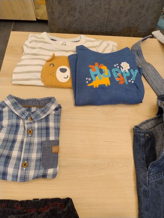 Gros lot de vêtements garçon 18-24 mois - photo numéro 2