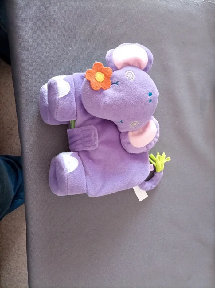 Éléphant livre - photo numéro 2