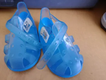 Sandale bébé eau