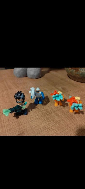 🔴Lot figurines garçons Kinder