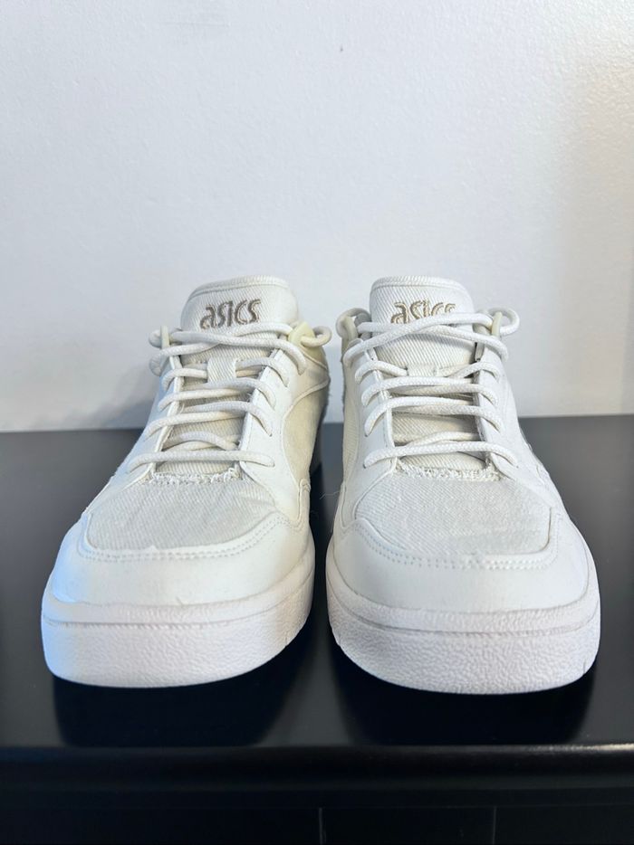 Baskets ASICS blanches – Pointure 40 – Très bon état – Design épuré & confort - photo numéro 2