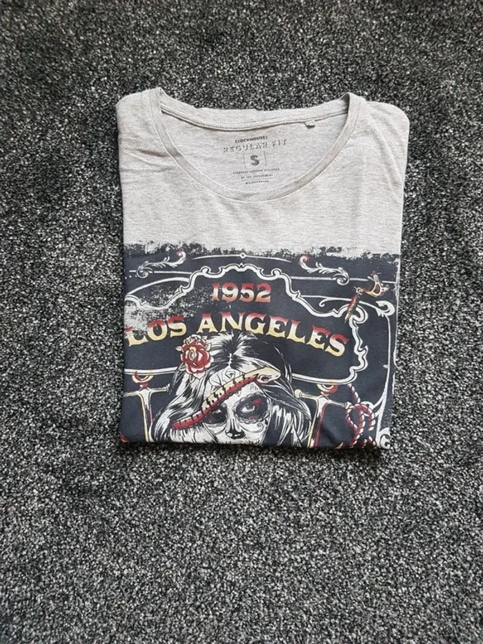 Tee shirt taille S clockhousee
