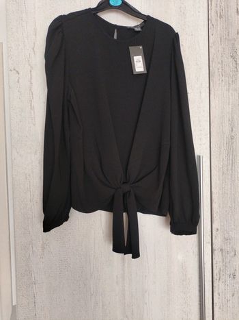 Blouse noire élégante neuve