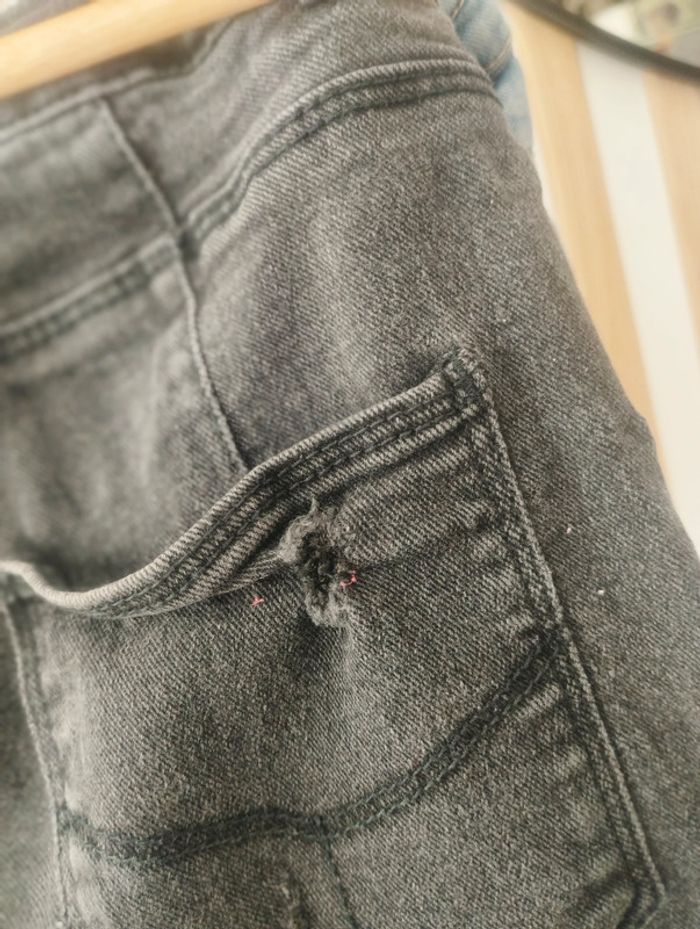 Lot jeans Kiabi 10ans - photo numéro 15