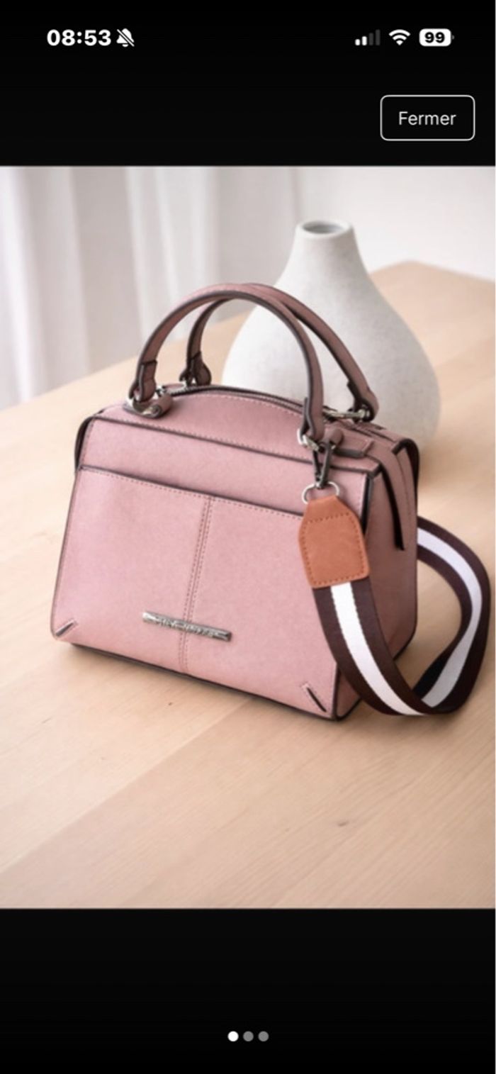 Sac à main steve madden. sac à main structuré de style "mini bag" ou "box bag"