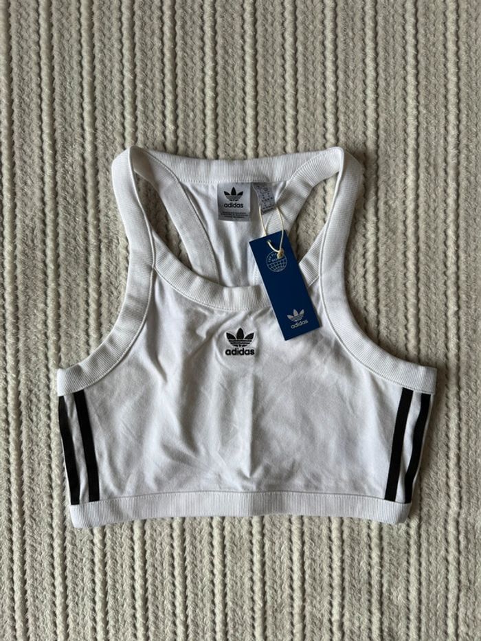 Neuf : Crop top Adidas / Taille S