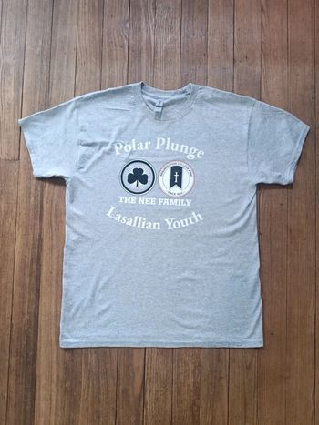 T-shirt manches courtes St Patrick polar plunge résurrection collège Chicago L