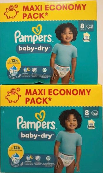 Lot de 2 cartons de couches Pampers taille 8