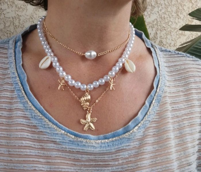 A47 Collier triple coquillage tendance été