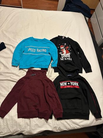Lot de 4 pull taille 5/6 ans 