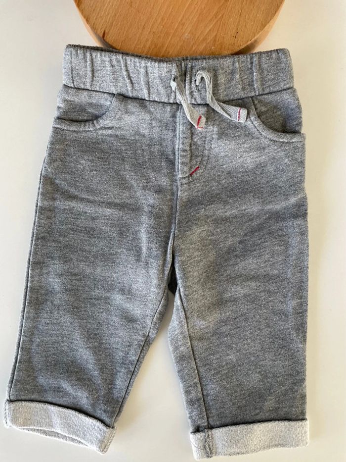 Pantalon Jogging gris bébé