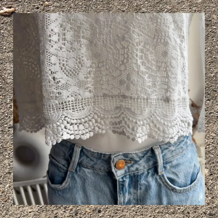 Blouse blanche dentelle 🤍 - photo numéro 2