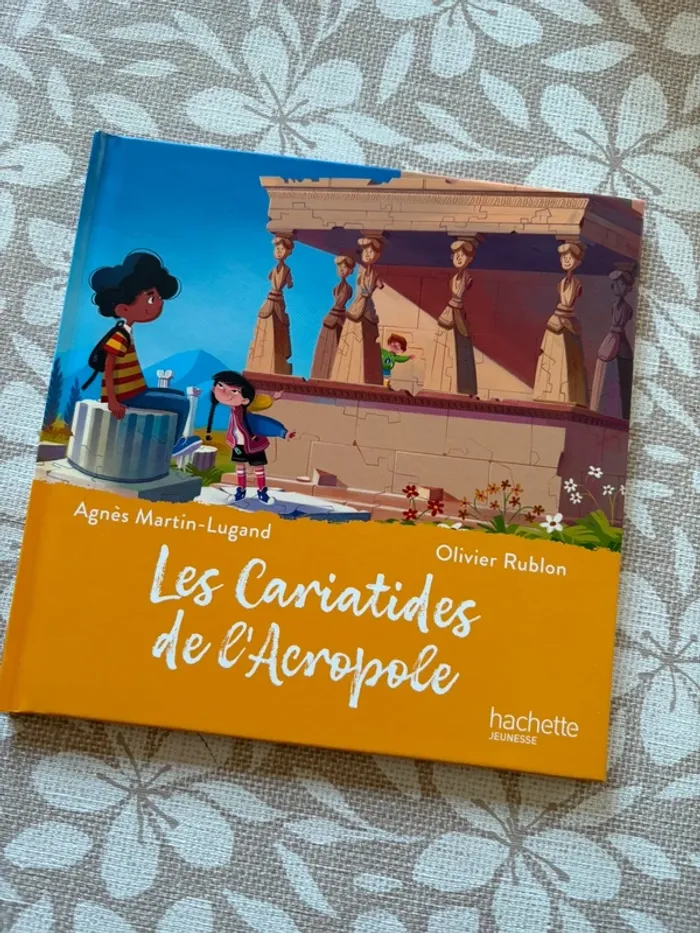 Les cariatides de l’acropole 📚
