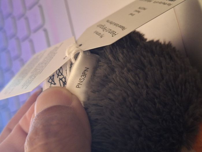 Peluche Jellycat neuve et tout douce Peanut Penguin - photo numéro 9