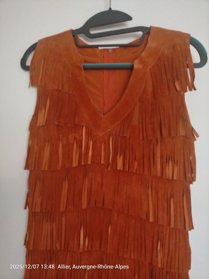 Robe à frange en daim - photo numéro 4