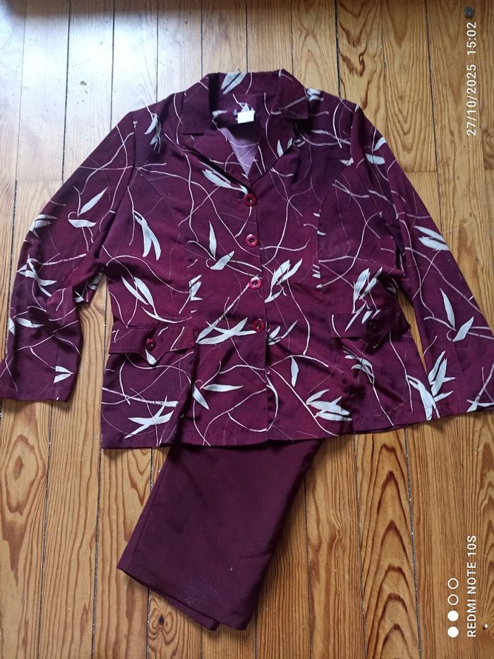 Tailleur Taille 48 Tres belle qualité - photo numéro 6