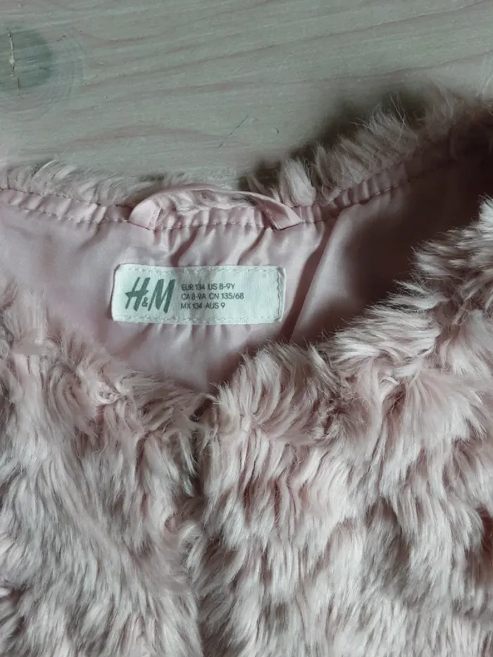 Gilet fourrure rose pâle T. 8-9 ans - photo numéro 2