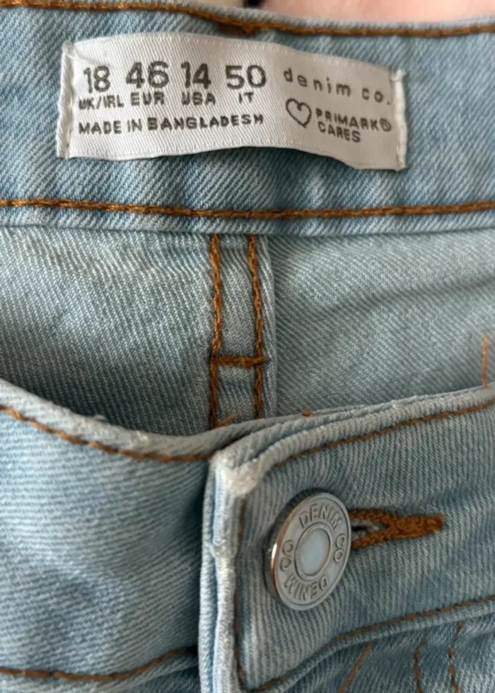 Jeans bleu clair coupe droite - photo numéro 6