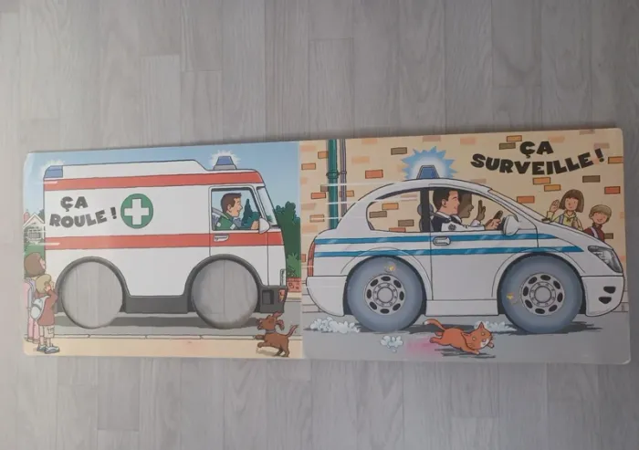 Livre enfant animé sa bouge les secours - photo numéro 2