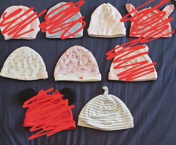 Lot de 4 bonnets naissance et premier mois