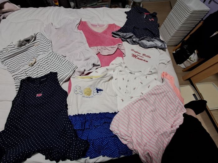 Lot de 12 mois - photo numéro 2
