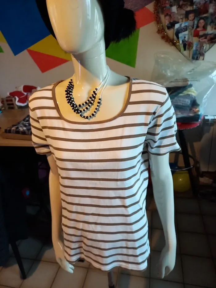 Tee-shirt 38/40 - photo numéro 4