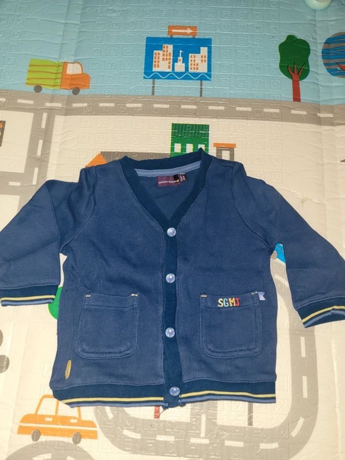 Lot de gilets/ veste garçon 12 mois - photo numéro 2
