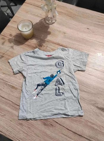 T-shirt  foot  tissaia  6  ans