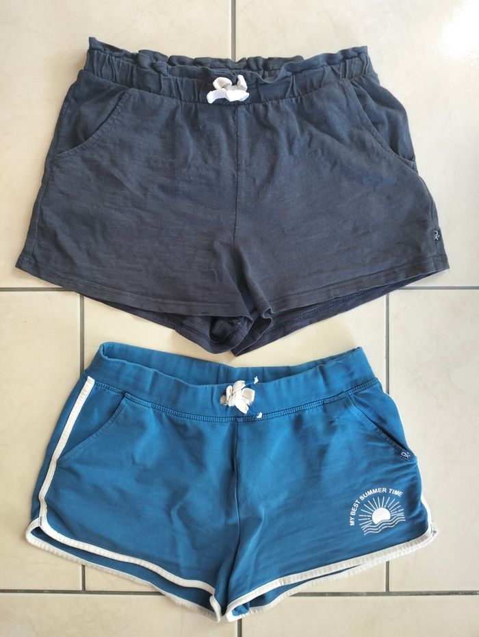Lot de deux shorts Okaidi 10 ans