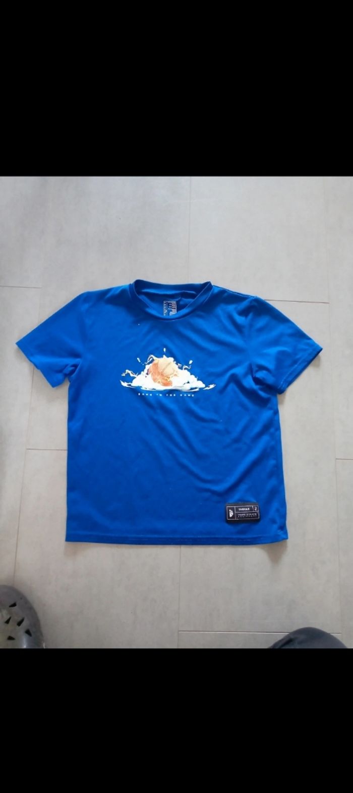 Tee shirt