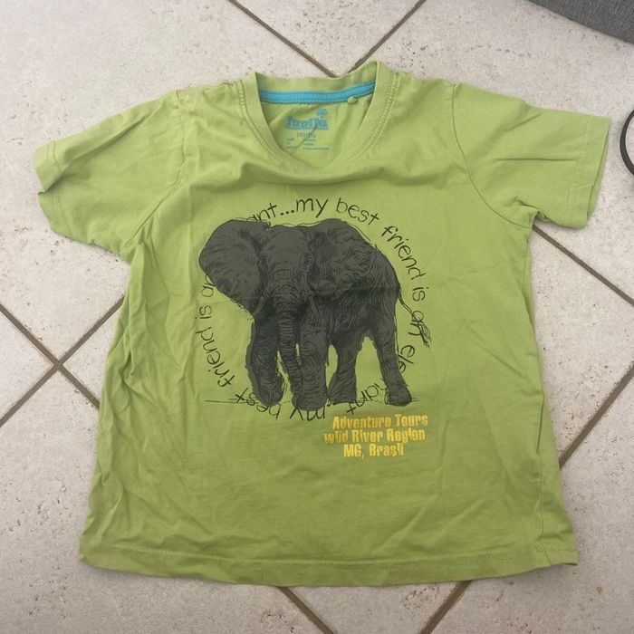 TEE  shirt