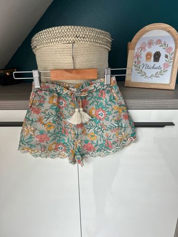 short Louise Misha en 4 ans