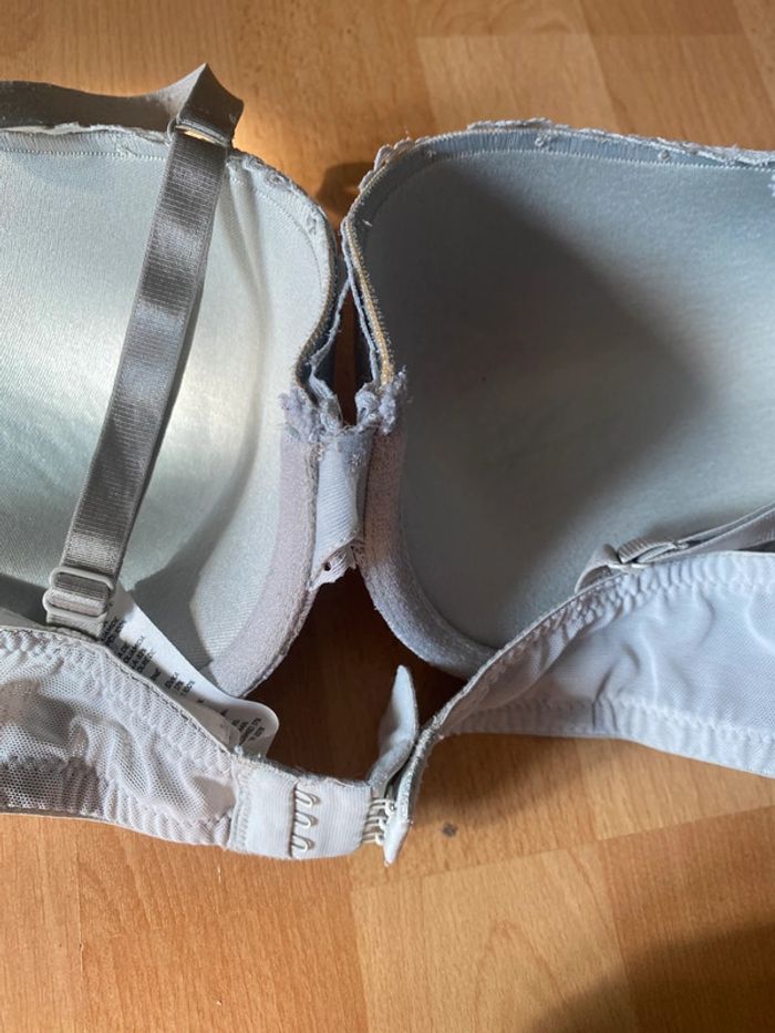 Soutien gorge H&M Taille 80 C = FR 95 C - photo numéro 3