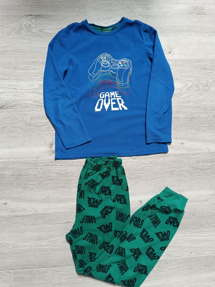 Pyjama 10-11 ans Primark